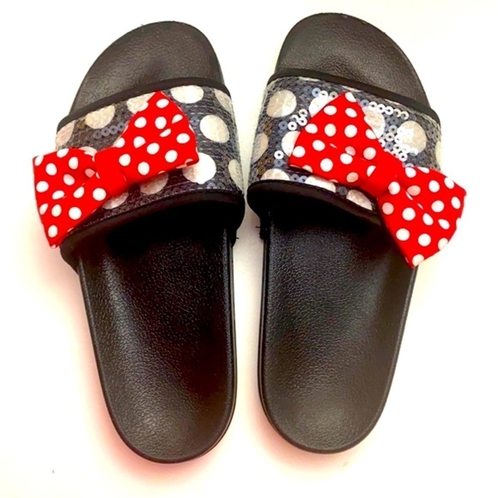 NWOT Women’s Disney Sequined Minnie Mouse Rock the Dots Slides Sandals Size 8
